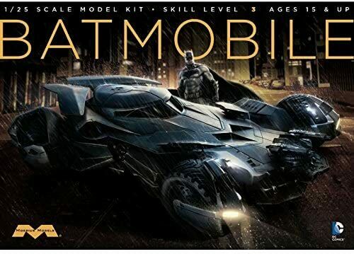 Moebius Models Batman V. Superman: Dawn Of Justice Batmobile 1:25 Scale Model Ki