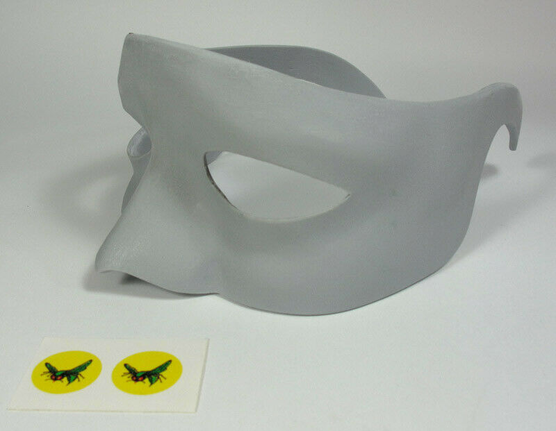 Hornet Mask Prop Replica Model Kit (unpainted) 211cy01